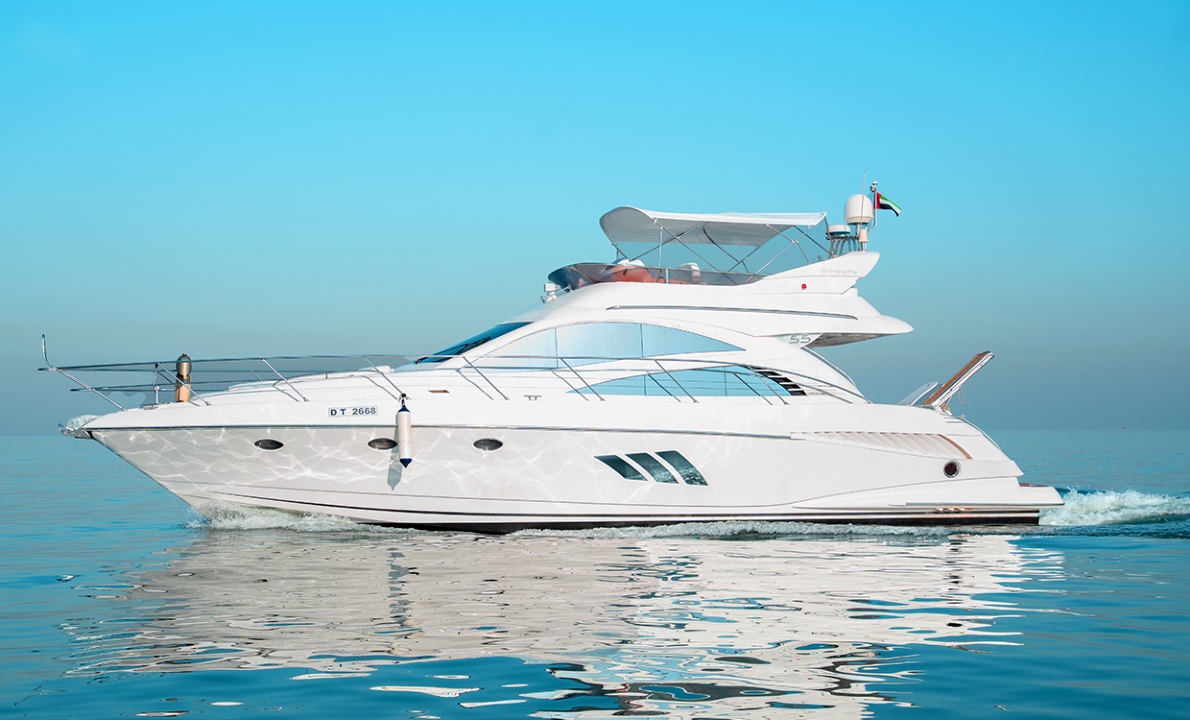 55 ft Elegance Cruiser yacht DT 2668 in Dubai waters