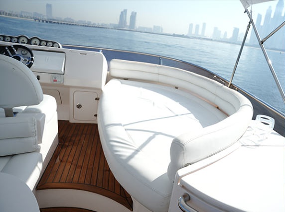 Flybridge Lounge