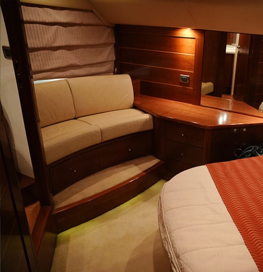 Companionway Lounge